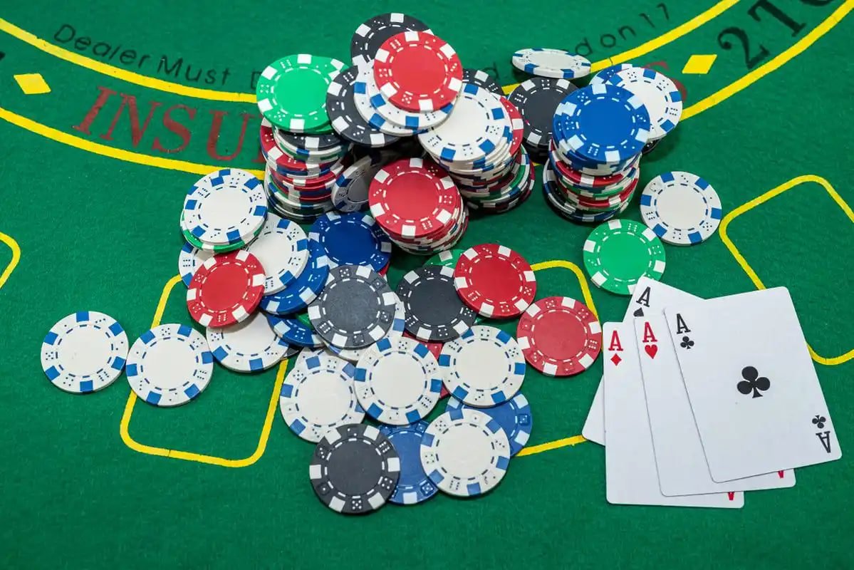 Filipino player browsing 1plusgame sports and casino categories on mobile